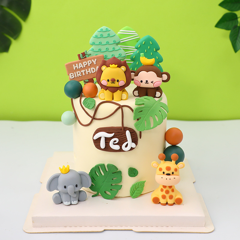 New Forest Jungle Animals Cake - đánh giá và giá Wedding Zoo
